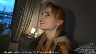 Marka berria jengibrea neska riki lehen aldiz, bideo ageriko masturbación batera closeups