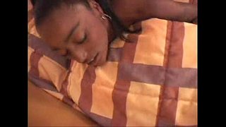 Ebony College Girl meunang x_x di Hotel di Amatir Homemade Video Porno