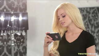 Stepmom ອກຈະມີເພດ stepdaughter ແລະແຟນຂອງນາງ