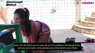 Bangor pamajikan pinuh ku horny sanggeus latihan diuk yummy dina gifted nyokot susu dina pussy