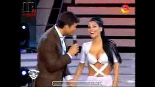 Silvina Escudero į spandex balta