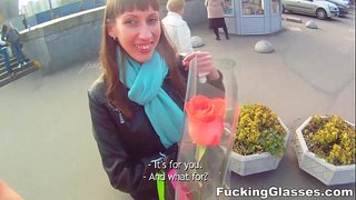 ���្ដូវ៉ែ-បុរសម្នាក់របស់យើងមានមួយផ្សេងទៀរិច្ឆេទគ្រោងសម្រាប់ថ្ងៃនេះ