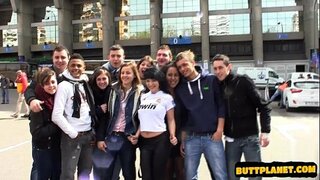 Moglie aartista paggiling sa titi