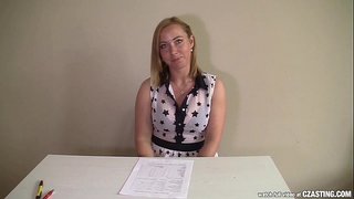 Czasting - Curvy MILF obtient baisé dur