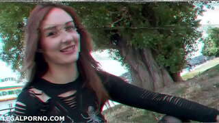 Ariadna kembali untuk bola dalam pantat sialan, besar gapes, kasar dan menelan GL010