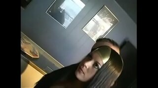 בריליאַנט דע Nyle ווונדער פרוי