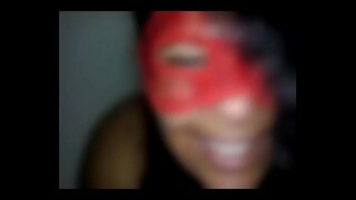 Universitaria matando aula para foder e manda a videót, hogy figyelmeztesse a barátja