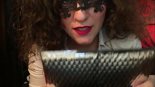 Хочешь Алууга Меники Трусики? Мен пошлю алардын сага, свинья. Mistress Hotwife Venus.