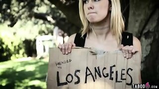 Utéct z domova teen double kočička fucked po stopovat