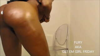 TÔI XOA DẦU LỚN KIẾM TIỀN VÀ CUNG CẤP CHÍNH NỮ