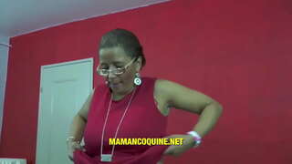 Yasmina the mature woman who loves the fist and the defonce anal