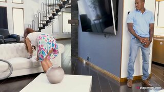 Зур Кара Әгъзасы таба юаныч булыр, дидек белән сексуаль возбужденной милфой