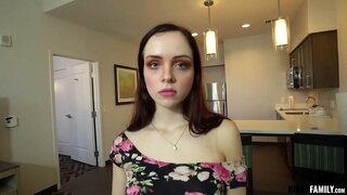 ���ล่นครอบครัวฉันผลักดันที่ถูกต้องปุ่ม