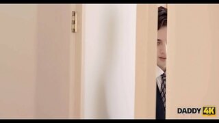 DADDY4K. Fantastisk sex scene av gamle far og vakker brud