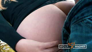 קאַנסערוואַטיוולי קוקן דאַמע קלאַודיאַ SWEA ווייזט אים איר ינער זוינע און גייט אַלע די וועג אין ציבור (פול סצענע)! ▁▃▅▆ וואלף וואַגנער דאַטע ▆▅▃▁ wolfwagner.דאַטע