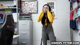 Brunette ታዳጊ አዳዲስ ግምገማዎች Jolie አሁን የእሷ ግምገማዎች pussy romped ይገናኛሉ በመንፈስ ደህንነት ቅድሚያ የሚሰጡዋቸውን ጀርባ