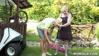 Slutty بالغ لیڈی Nanney ہے کے ساتھ ، اتارنا fucking سینگ کا دوست