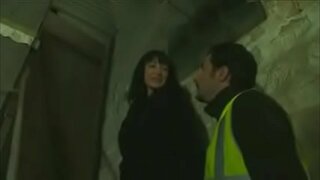 Ona pořízena 2 popelář